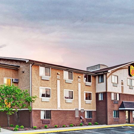Super 8 By Wyndham Baltimore/Essex Area Екстер'єр фото